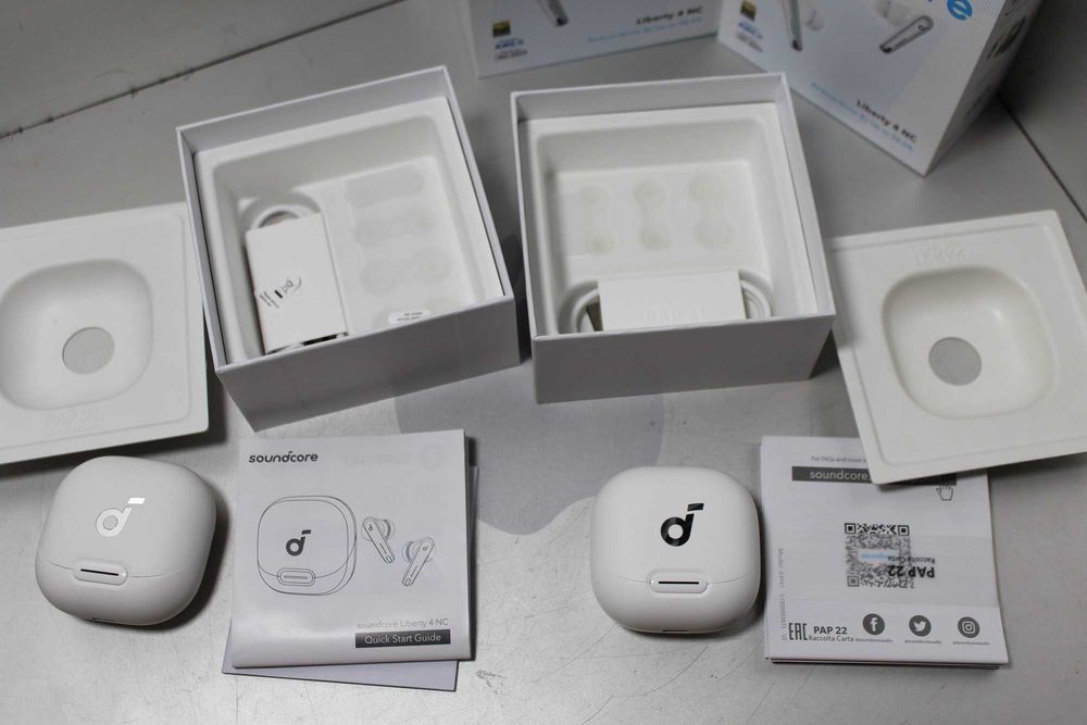 Bluetooth-гарнітура Anker SoundCore Liberty 4 NC, Стерео, Білий