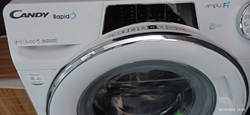 Máquina de lavar roupa como nova!