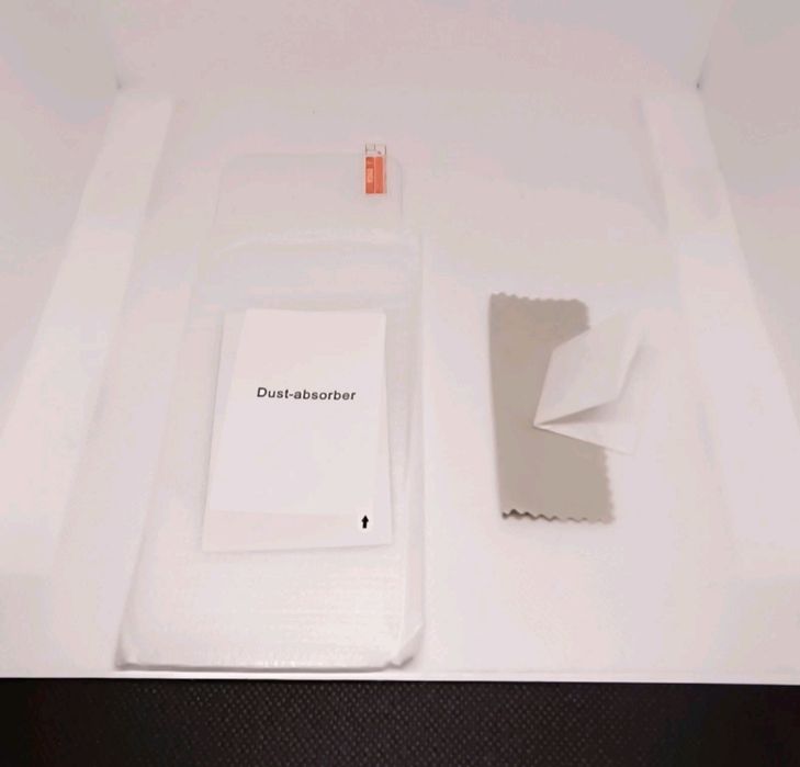 Capa + Película Ecrã + Stickers iPhone 15 Pro