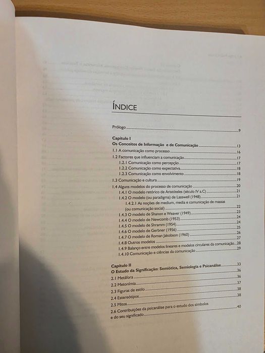Livro "Elementos de Teoria e Pesquisa da Comunicação e dos Media"