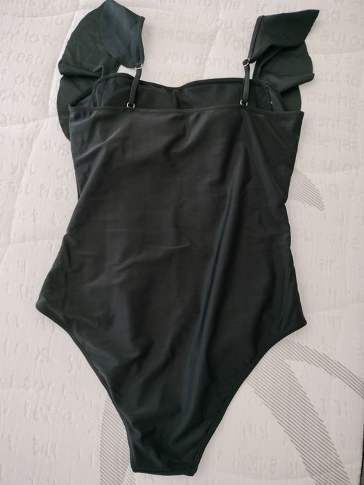 Fato de banho preto novo