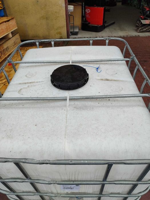 Mauzer 1000l , beczka , pojemnik