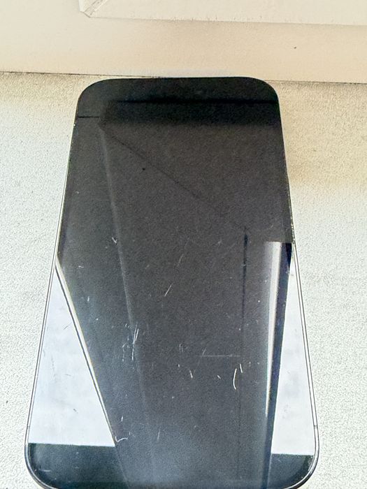 Iphone 14 pro. Stan bardzo dobry. Nowiutka bateria