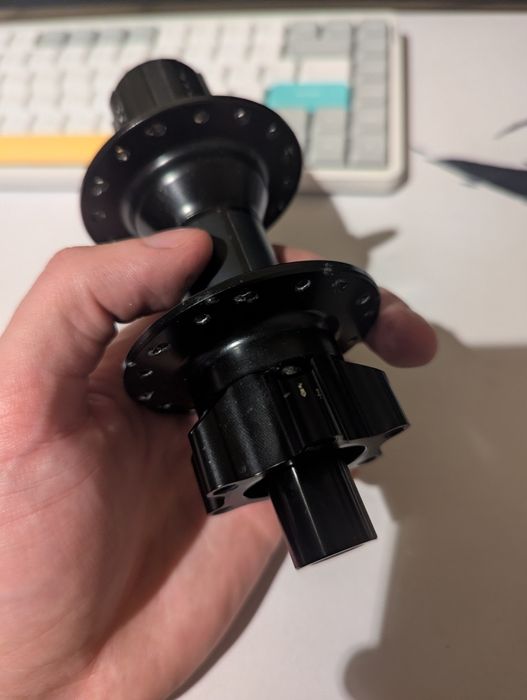 Втулка dt swiss 350 157-150x12 32h 18t