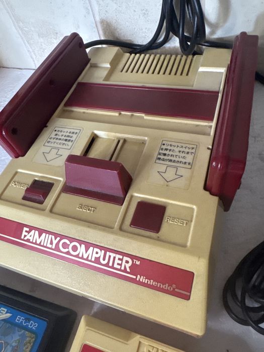 Konsola Nintendo Famicom - mod przeróbka AV, dobry stan, jak Pegasus, Terminator, Dendy
