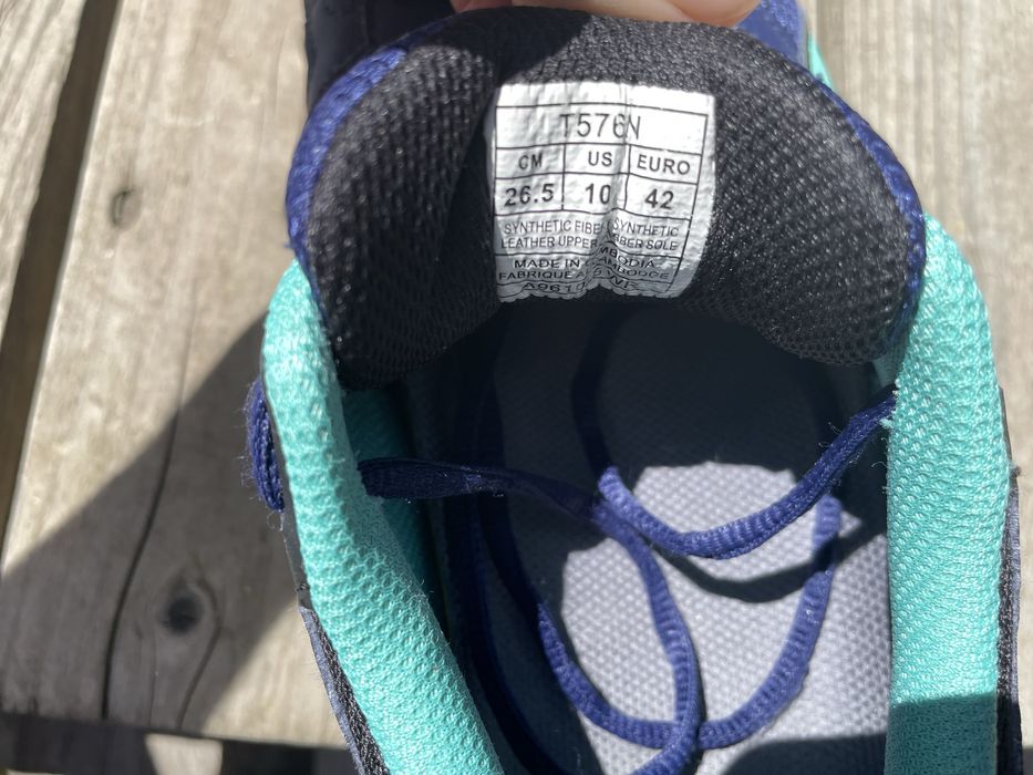 Кросівки ASICS Gel-Essent 2, розмір 42 (26.5 см), стан 8/10