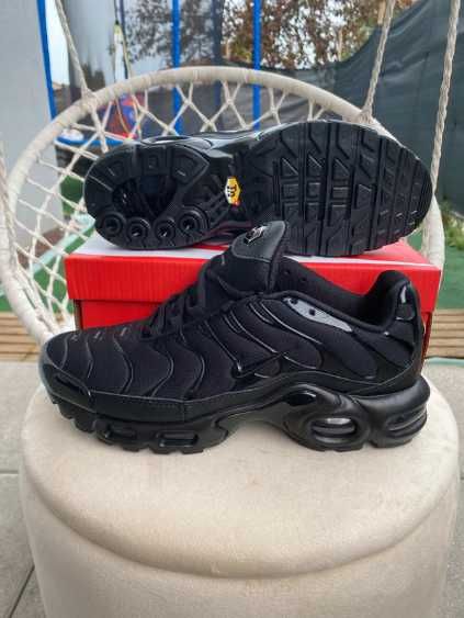 Nike_Air_Max_TN_Plus_Black R.45