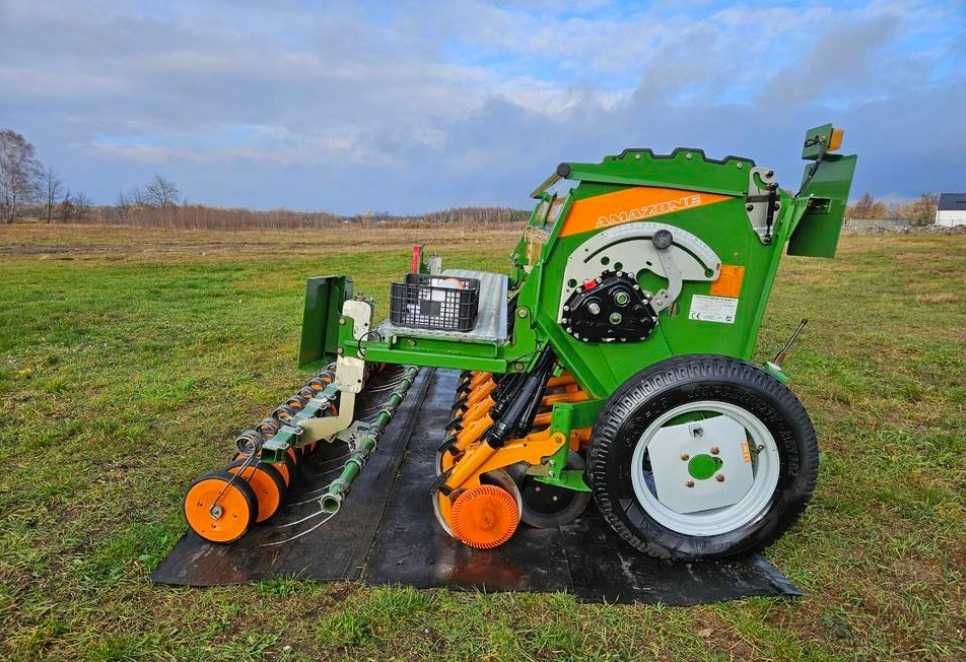 Siewnik Zbożowy Amazone D9 Ad D 9 Talerzowy 3000 Special Rotec Kółka