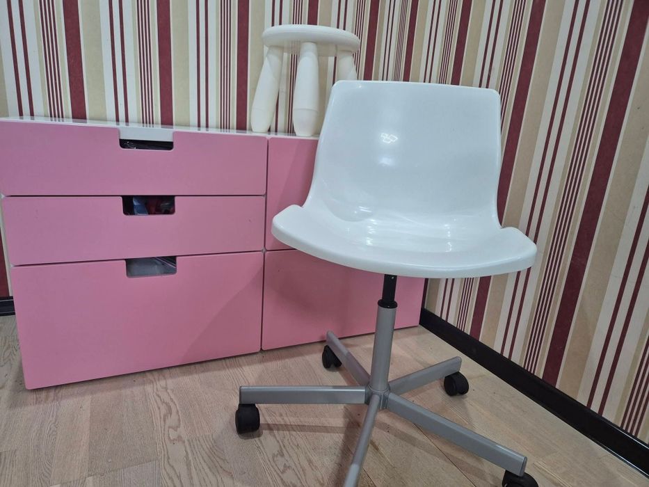 Продаю  стілець табурет IKEA,Польща, відмінний стан