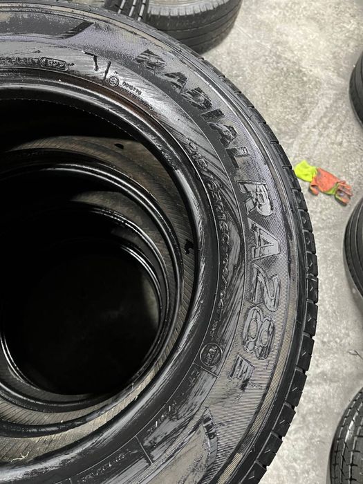 Комплект літньої гуми 215/65/16с