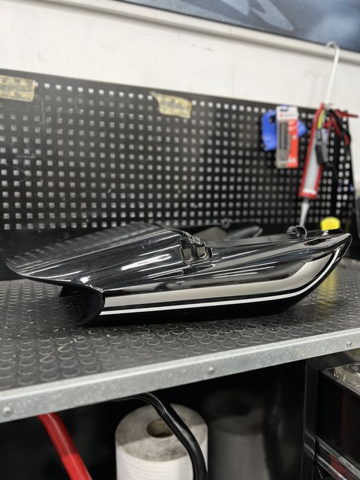 Задній пластик Yamaha XJR1300 2012