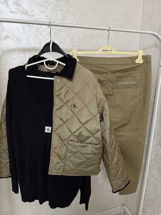 НоВА Calvin Klein s-2xl куртка бежева весна демі молочна пальто пуфер