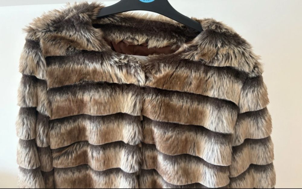 Casaco castanho de pelo