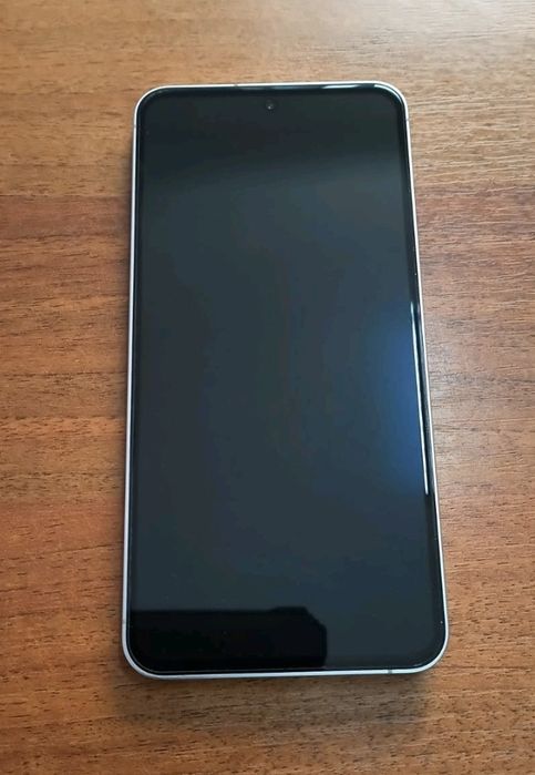 Продам Samsung S24FE