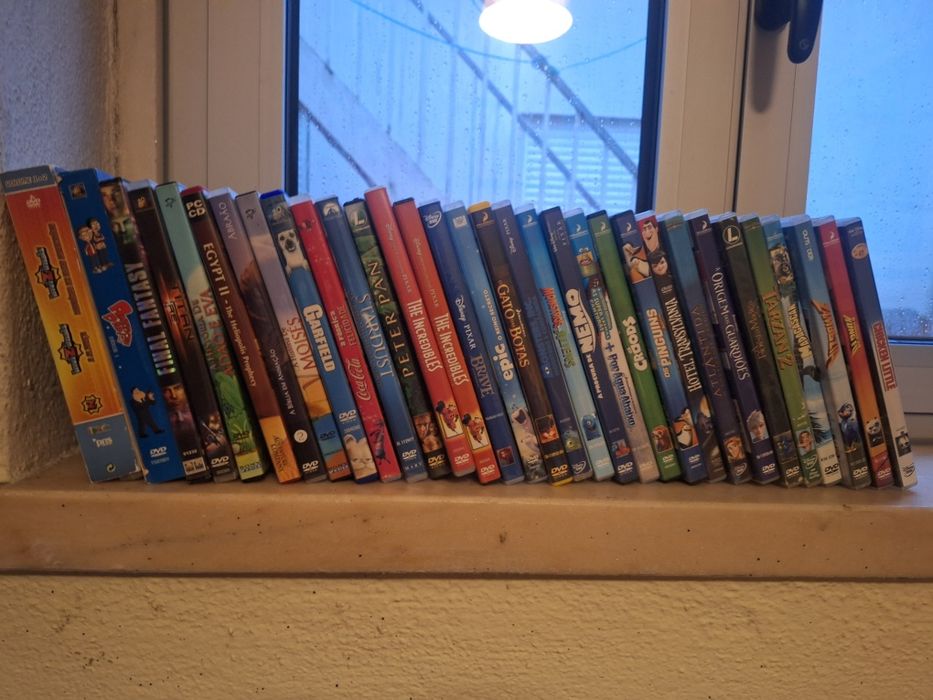 Dvds como novos  vários