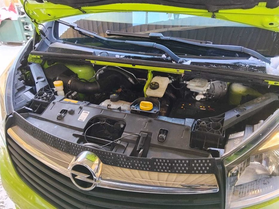 Opel Vivaro Biturbo Navi
