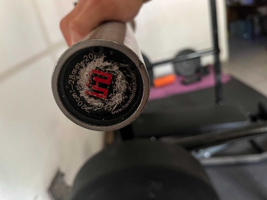 Gryf olimpijski Hammer Tech 220cm 20kg