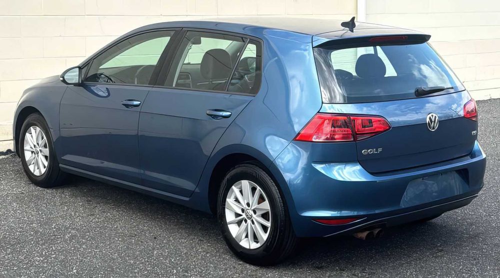 Volkswagen Golf      2015
