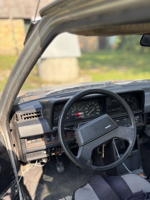Mazda 323 1985 1.3