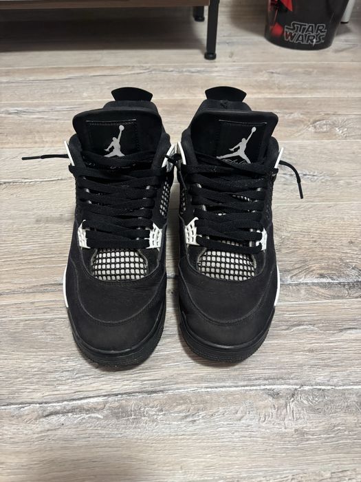 jordan 4 white thunder