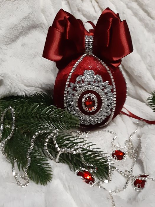 Оксамитові новорічні кулі