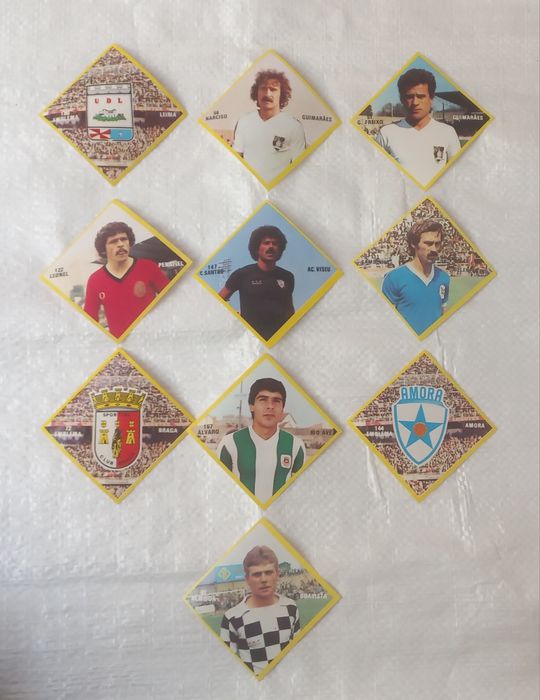 Cromos antigos de futebol.