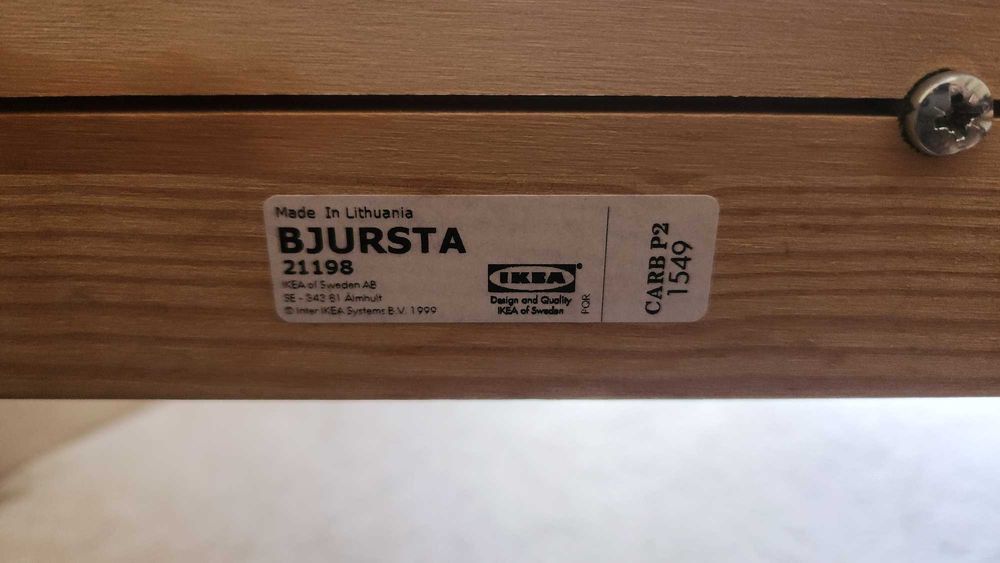 Mesa de Sala Retangular Bjursta 21198 Cor preto com duas cadeiras