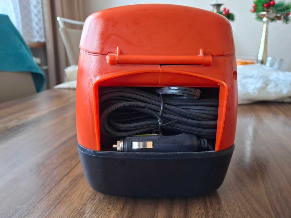 Kompresor powietrza sprężarka bezolejowa 11 Bar, 230V/12V