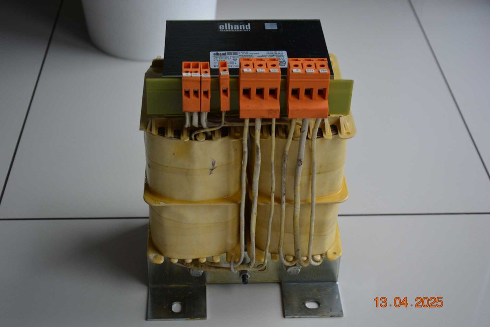 Transformator 230V - 110V i odwrotnie 110V - 230V 3kVA 3000 Wat NOWY