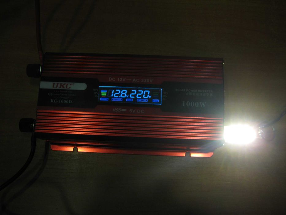 інвертор UKC KC-1000D 12V-220V відмінний стан