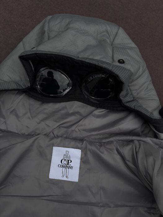 Чоловіча жилетка C.P. COMPANY SHELL мужская сіра black з лінзами серая