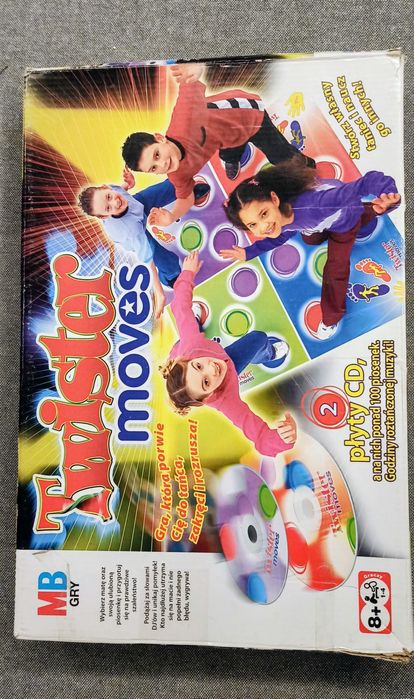 HASBRO GRA TWISTER MOVES MB 4 plansze 2 płyty CD wiek 8+