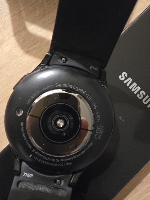 Galaxy Watch5 Pro LTE – zegarek z eSIM, GPS, szafirowe szkło