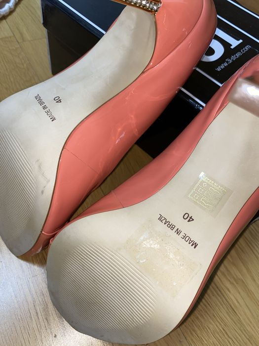 Buty/czólenka na obcasie rozm.40