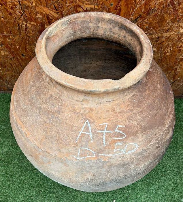 Talha centenaria em terracota