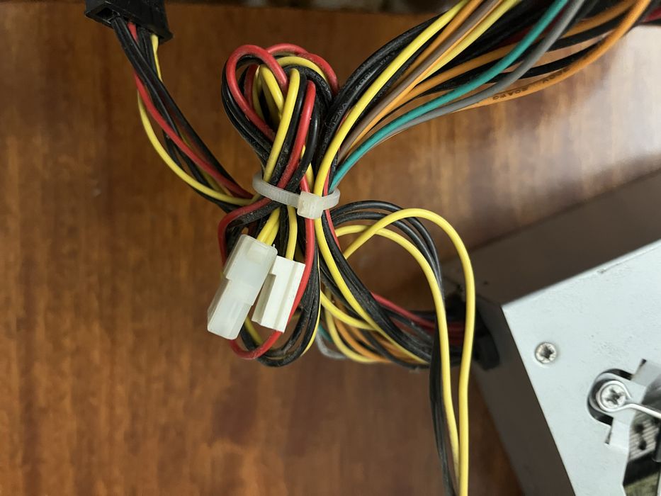 Продам блок питания 450w