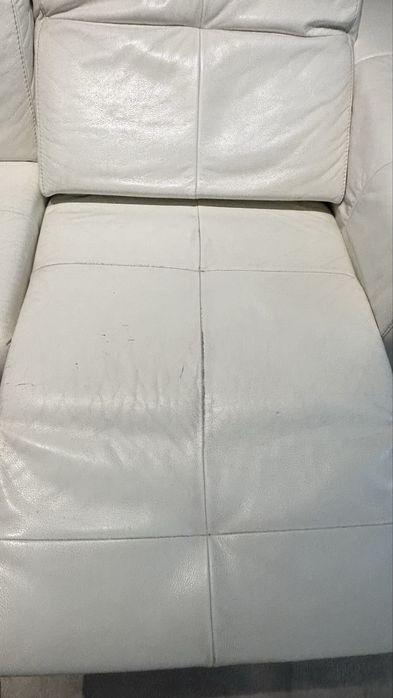 Sofá, 3 Lugares, em pele, branco