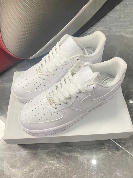 Buty meskie•Mokasyny Nike_Air_Force_1_Low '07_Biały R.39