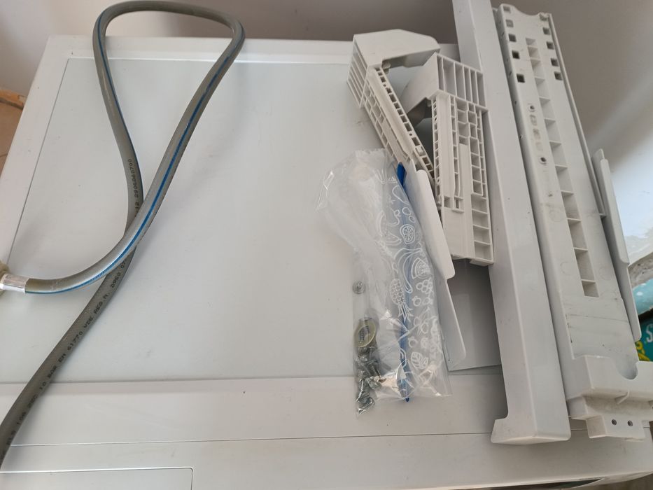 Łącznik pralka-suszarka