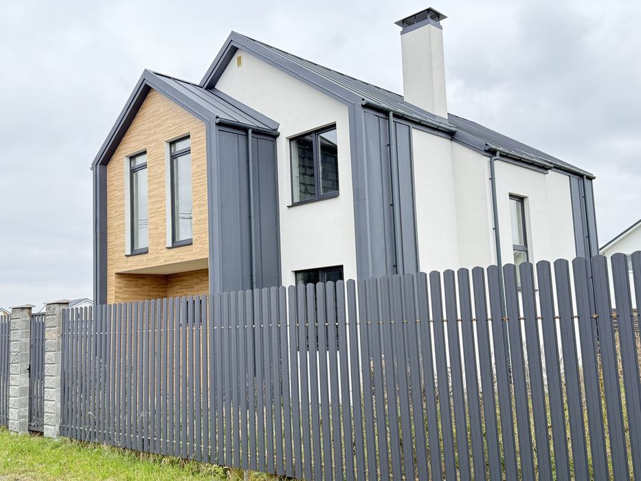 Продаж  будинку 150 м² з гаражем, 6 соток, у “Сім Озер”, с. Крушинка