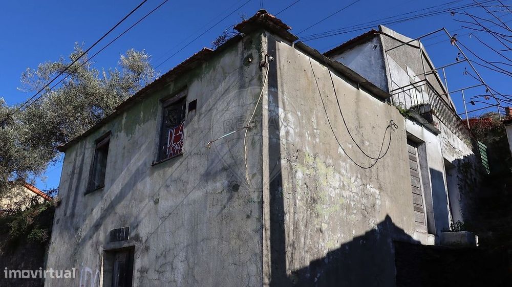 Moradia T2 para venda