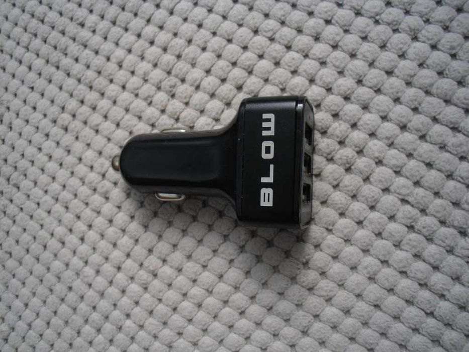 Ładowarka USB do samochodu