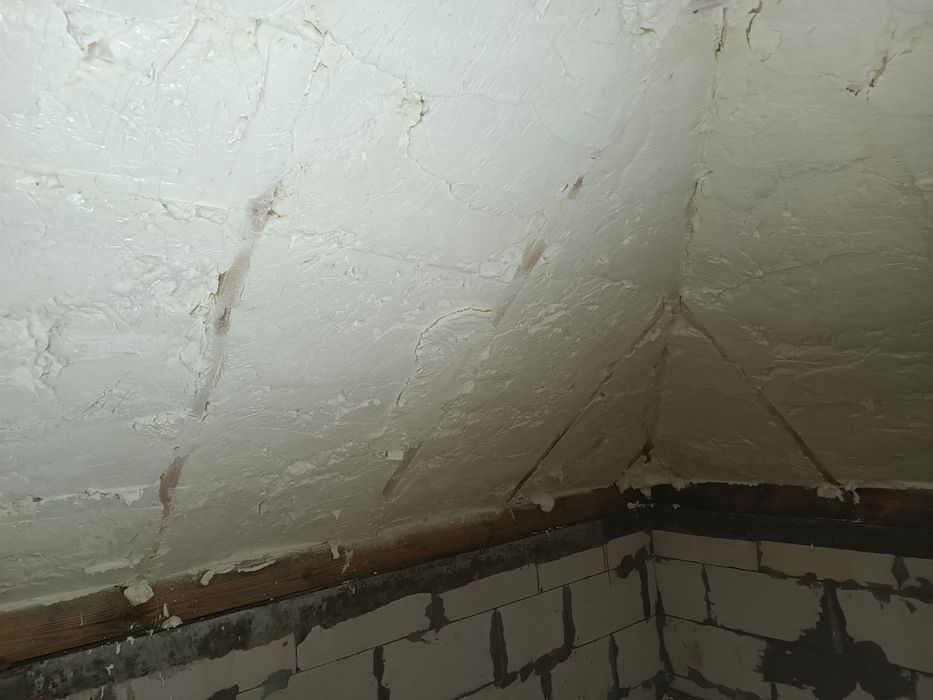 ППУ утеплення пінополереутанове,жилих та не жилих приміщень.