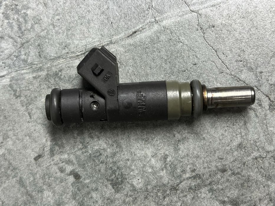 Форсунка Вприску Палива 1.8 2.0 БМВ N40 N42 N46 BMW E46 E90 E87 E83