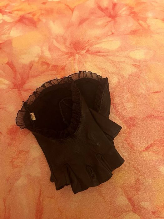 Перчатка митенка