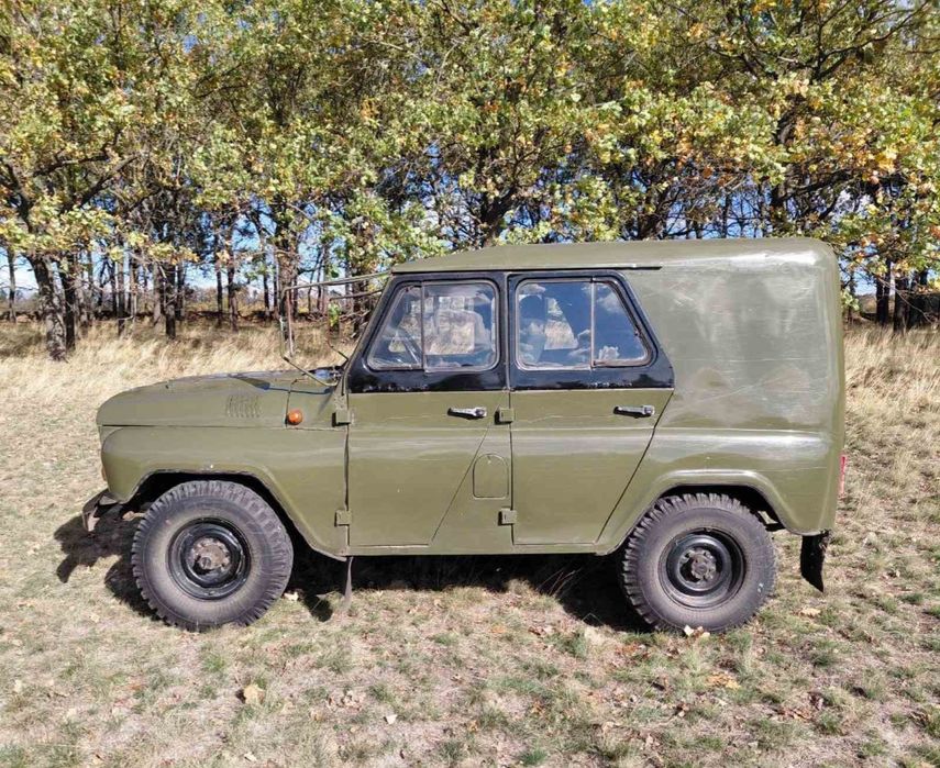 УАЗ 31512 зроблений для полювання .