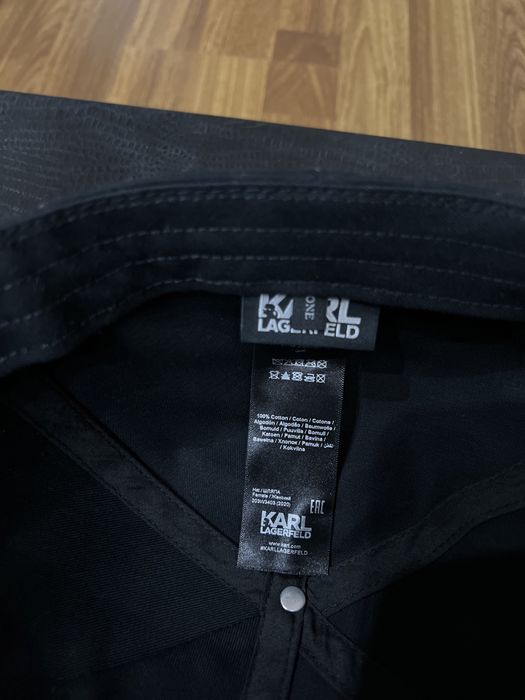 Продам кепку karl lagerfeld