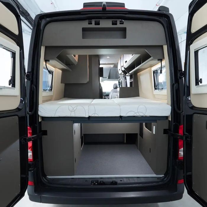 Kamper na wynajem nowy dla 4 osób. Aytomat,  klima postojowa.