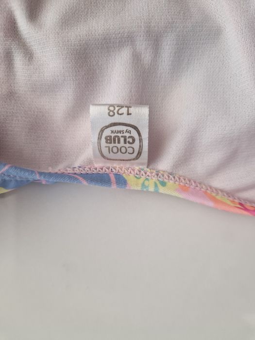 Stroje kąpielowe 2 szt. R.ozm.128 jak nowe!