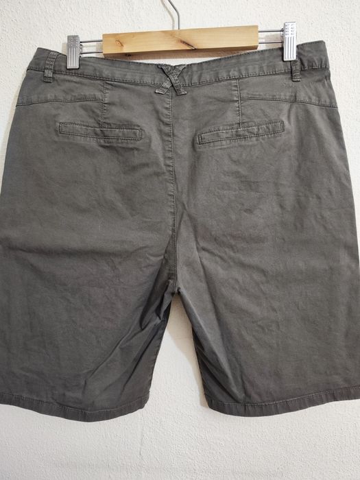 Conjunto de 2 calções de Senhora tamanho 42 da C &A